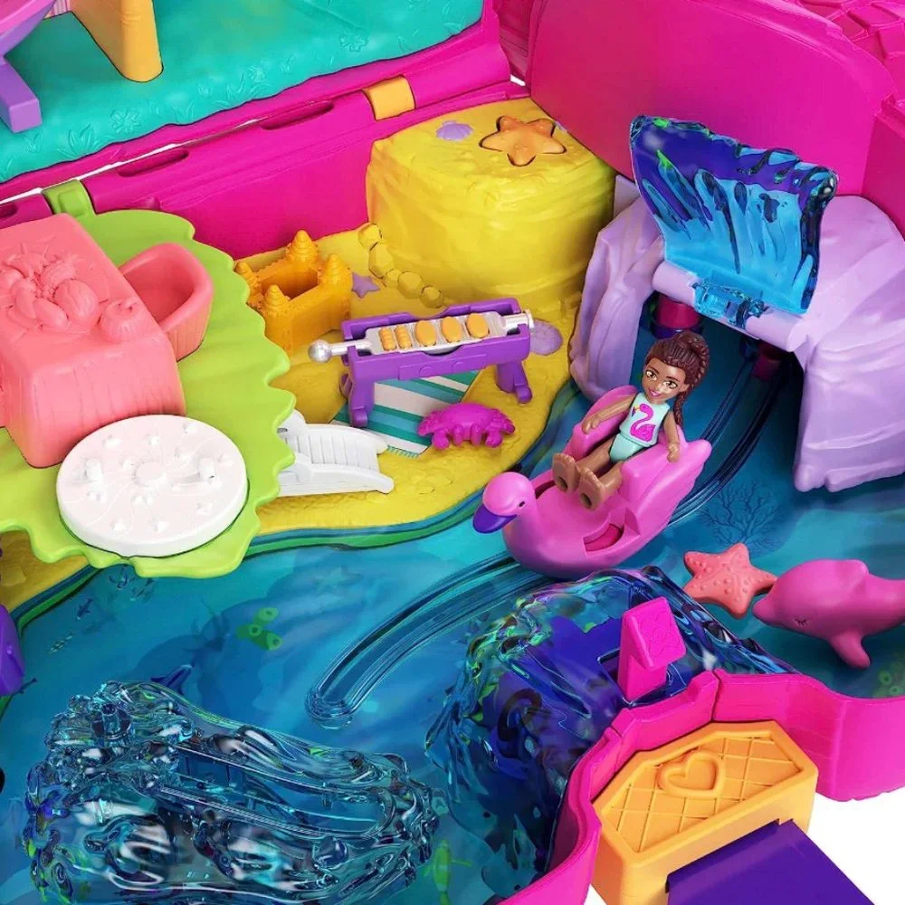 Polly Pocket Flamingo Party Playset w/2 Dolls & 26 Surprise Accessories, Compact - Picture 5 of 6